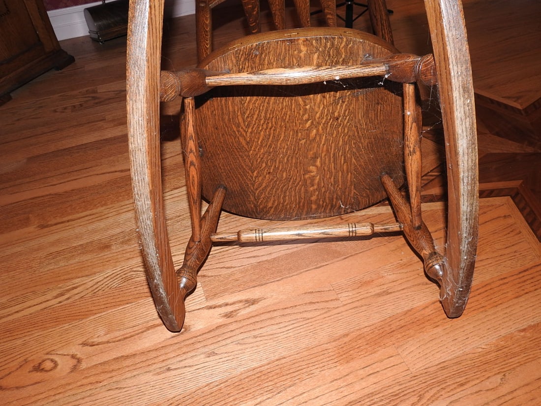 Antique Wooden Rocking Chair - 7