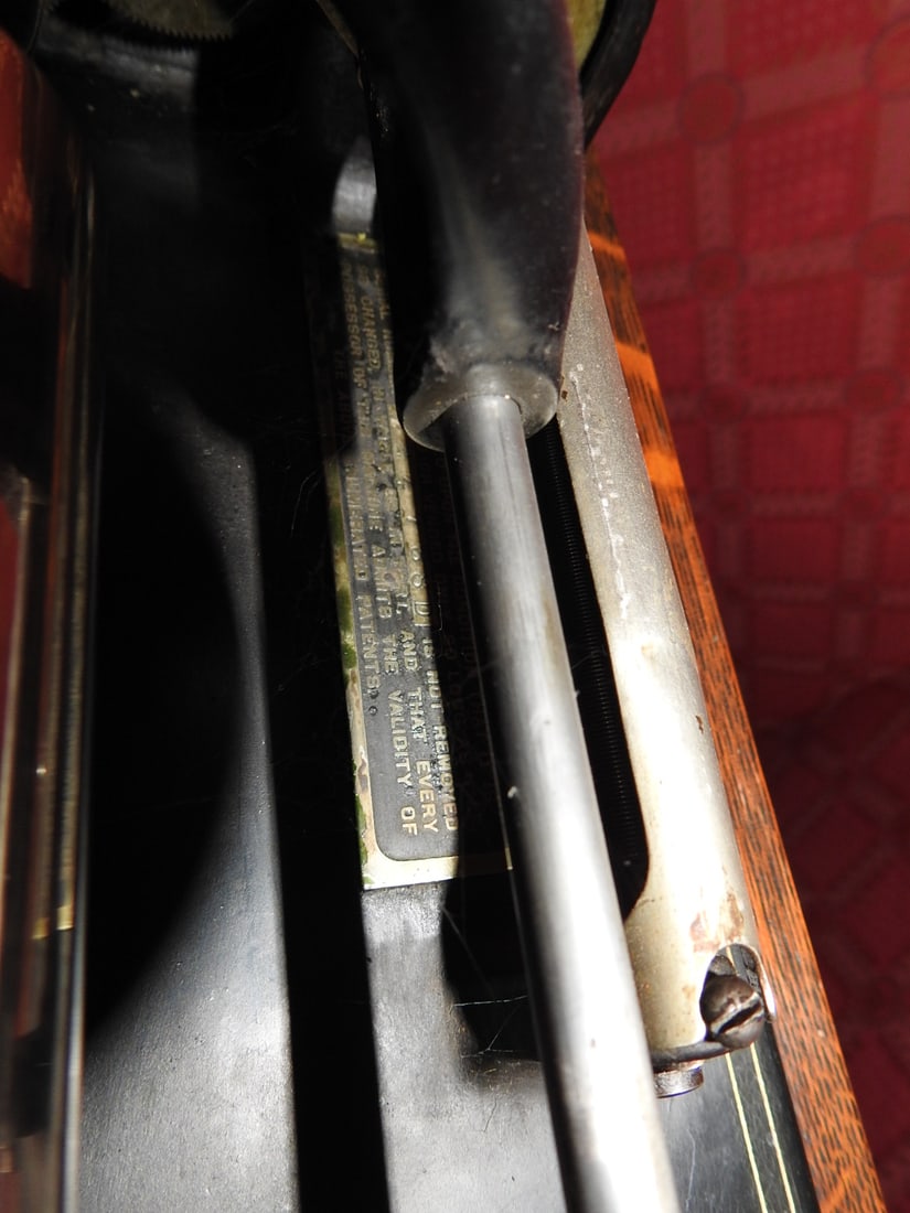 Edison Standard Cylinder Phonograph with Horn - 7