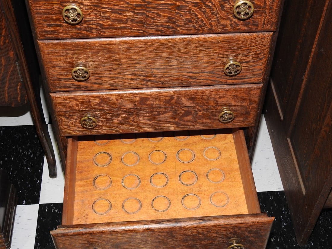 Antique Oak Multi-Drawer Cabinet - 7