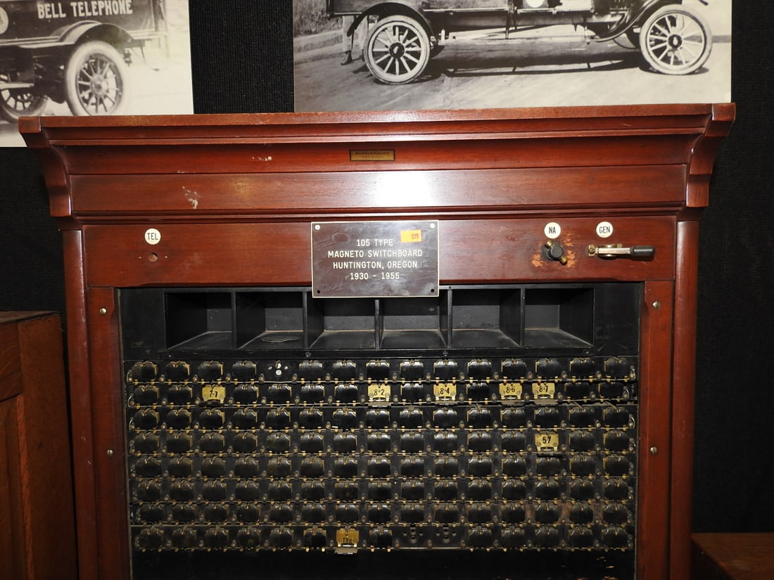 Western Electric 105 Type Magneto Switchboard - 2