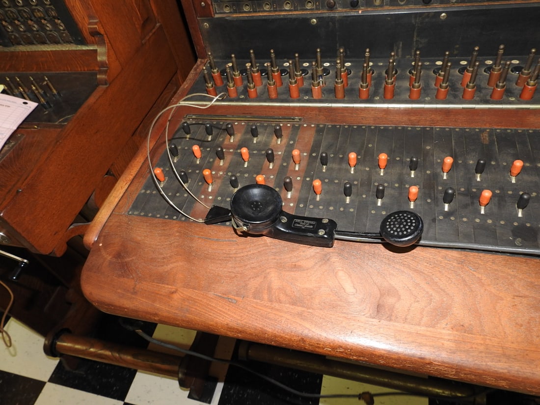 Western Electric 105 Type Magneto Switchboard - 6