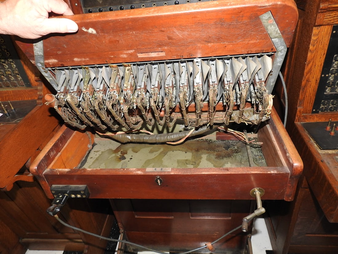 Western Electric 105 Type Magneto Switchboard - 9