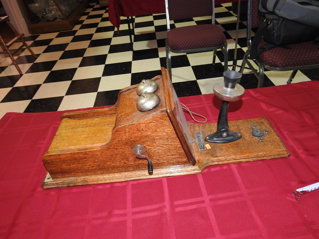 The Votey-Berger Co. Oak Desk Telephone - 5