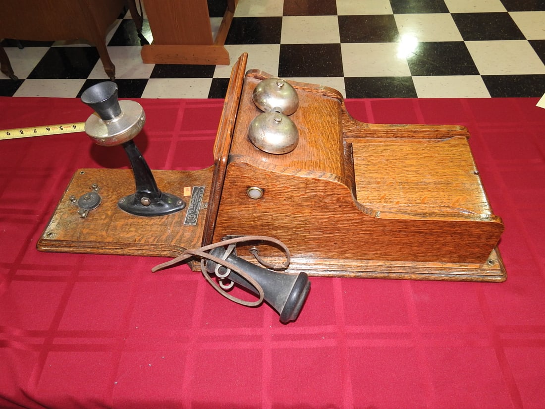 The Votey-Berger Co. Oak Desk Telephone - 6