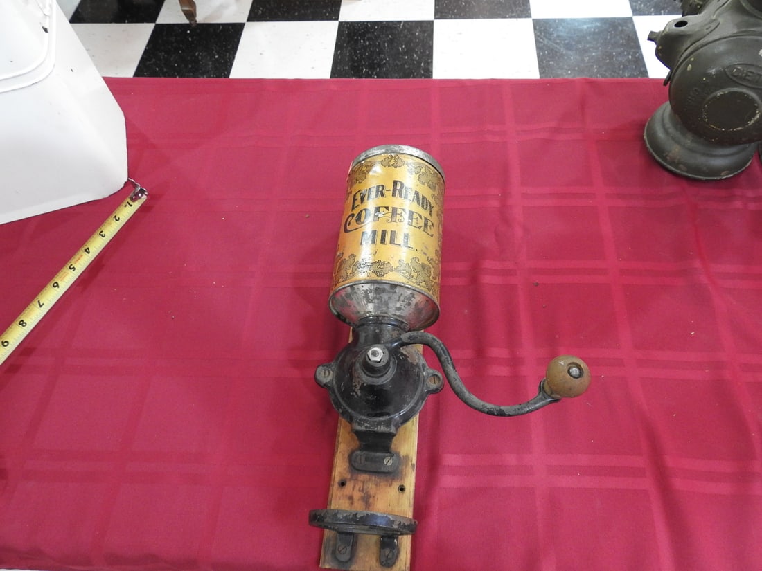 Eveready Coffee Mill Grinder (1 of 6)