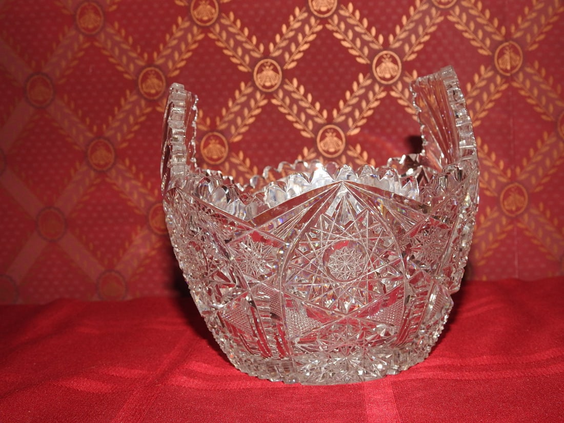 ABP Cut Crystal Spooner / Spoon Holder: American Brilliant Period style hand-cut crystal spooner or spoon holder with pedestal foot, scalloped rim, hobstar panels and geometric cutting. Approx. 5.5 x 5.5 x 5.5 in. Unmarked unless otherwise 