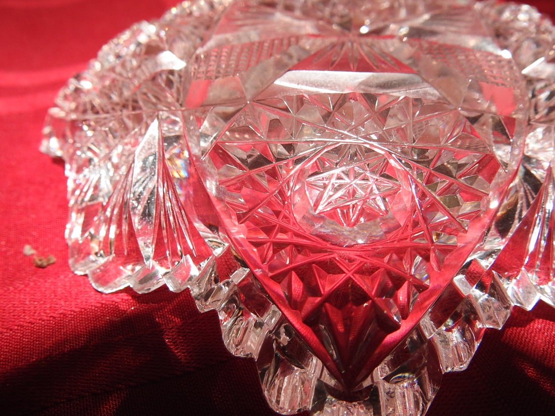Cut Crystal Square Serving Bowl with Pinwheel Design - 3