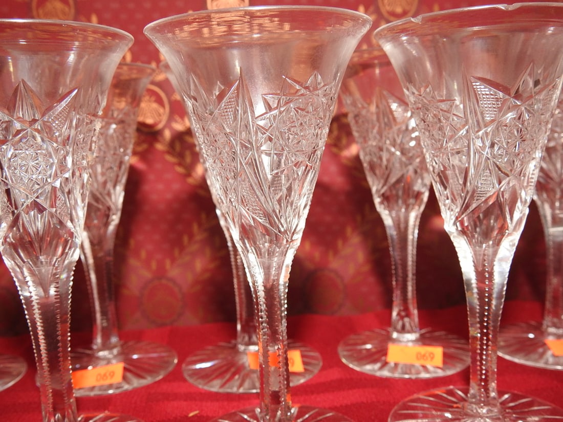 Cut Crystal Decanter with Cordial Glass - 3