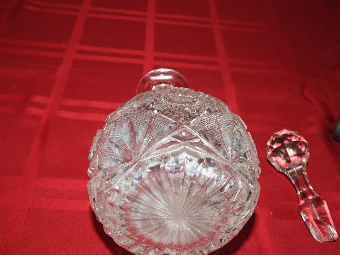 Cut Crystal Decanter with Cordial Glass - 6