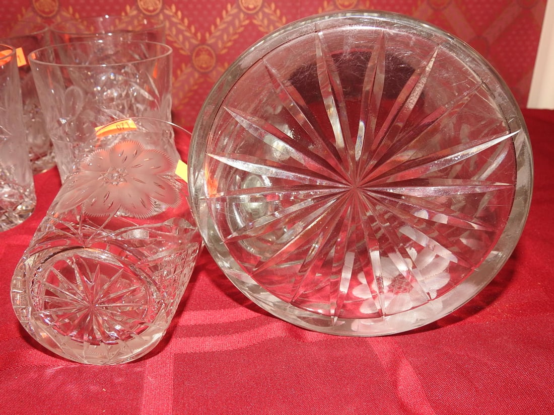 Etched Crystal Pitcher and Six-Glass Water Set - 5