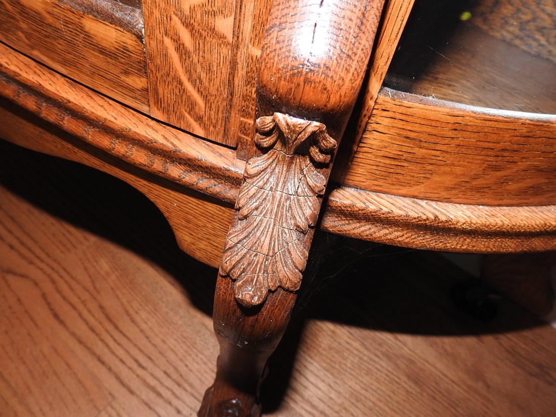 Oak Curved Glass Lighted Curio Cabinet - 3