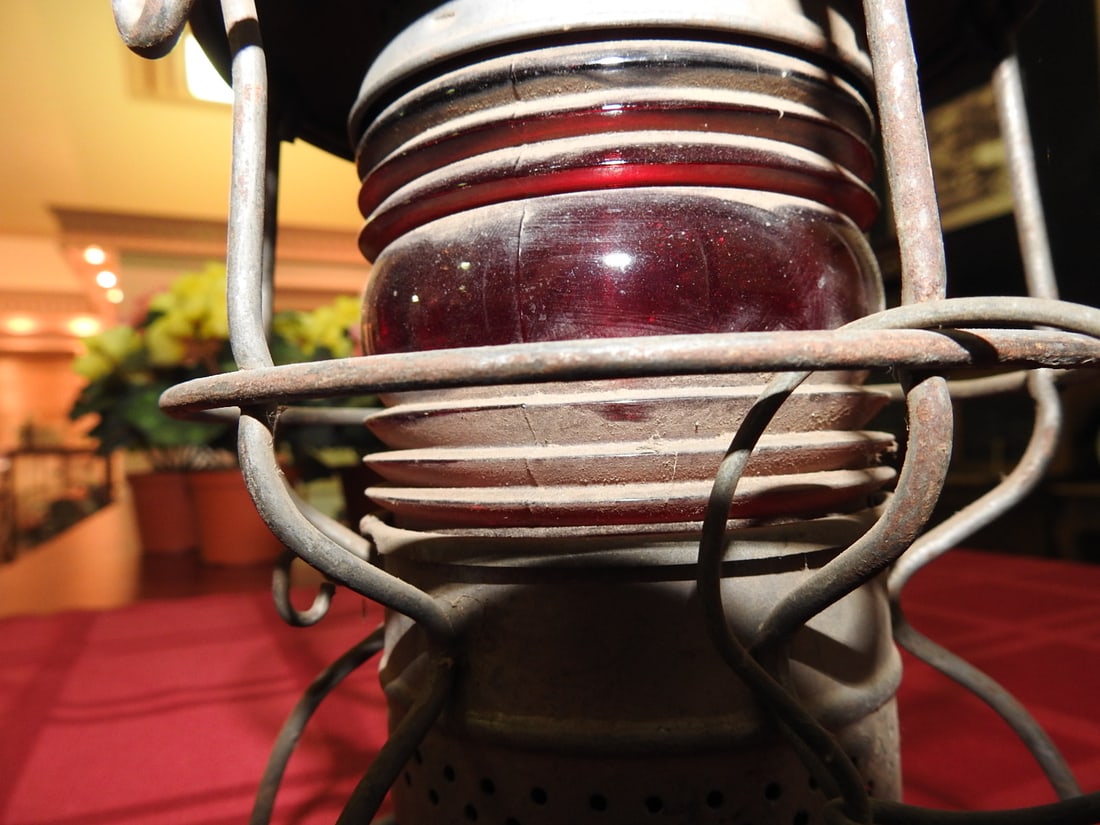 Adlake Kero Model 148 Railroad Lantern - 3