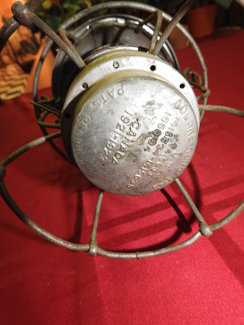 Adlake Kero Model 148 Railroad Lantern - 5