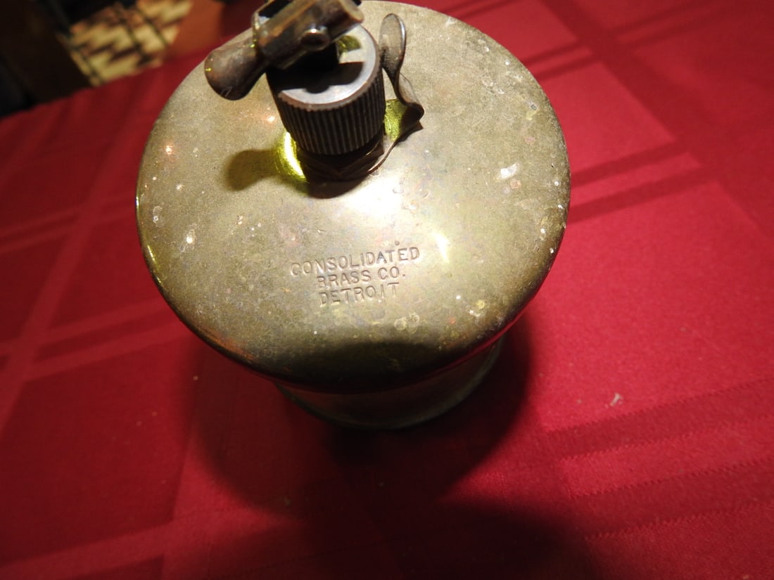 Detroit Brass Co. Brass and Glass Cylinder Oiler - 4