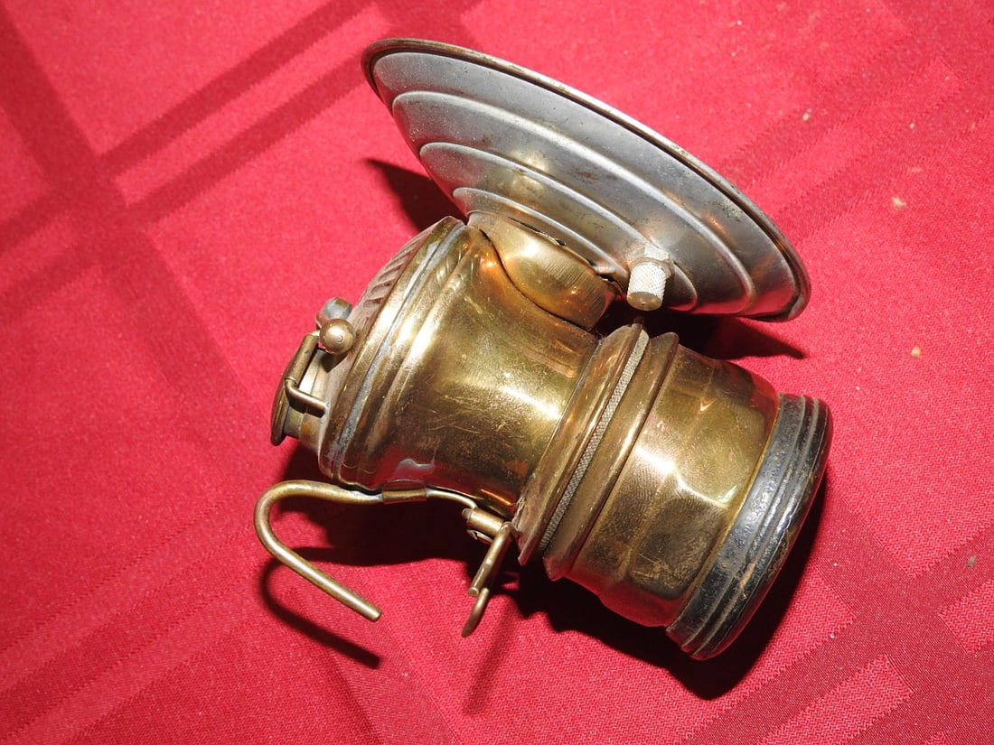 Auto-Lite Universal Carbide Miner Lamp - 4