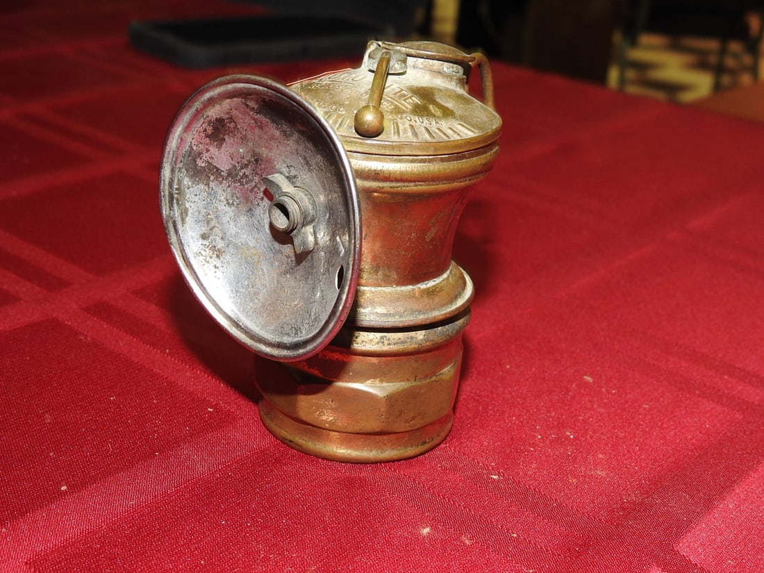 Auto-Lite Universal Carbide Miner Lamp - 3