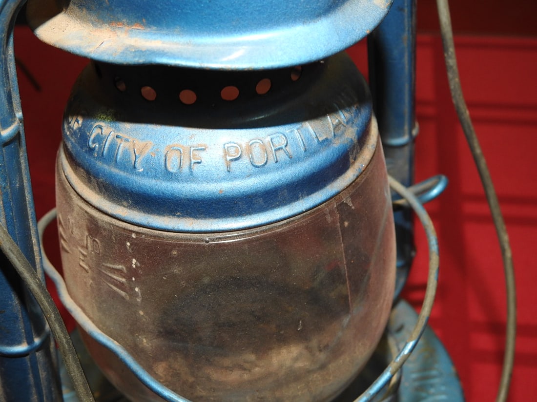 Dietz Little Wizard Lantern, City of Portland Marked - 9