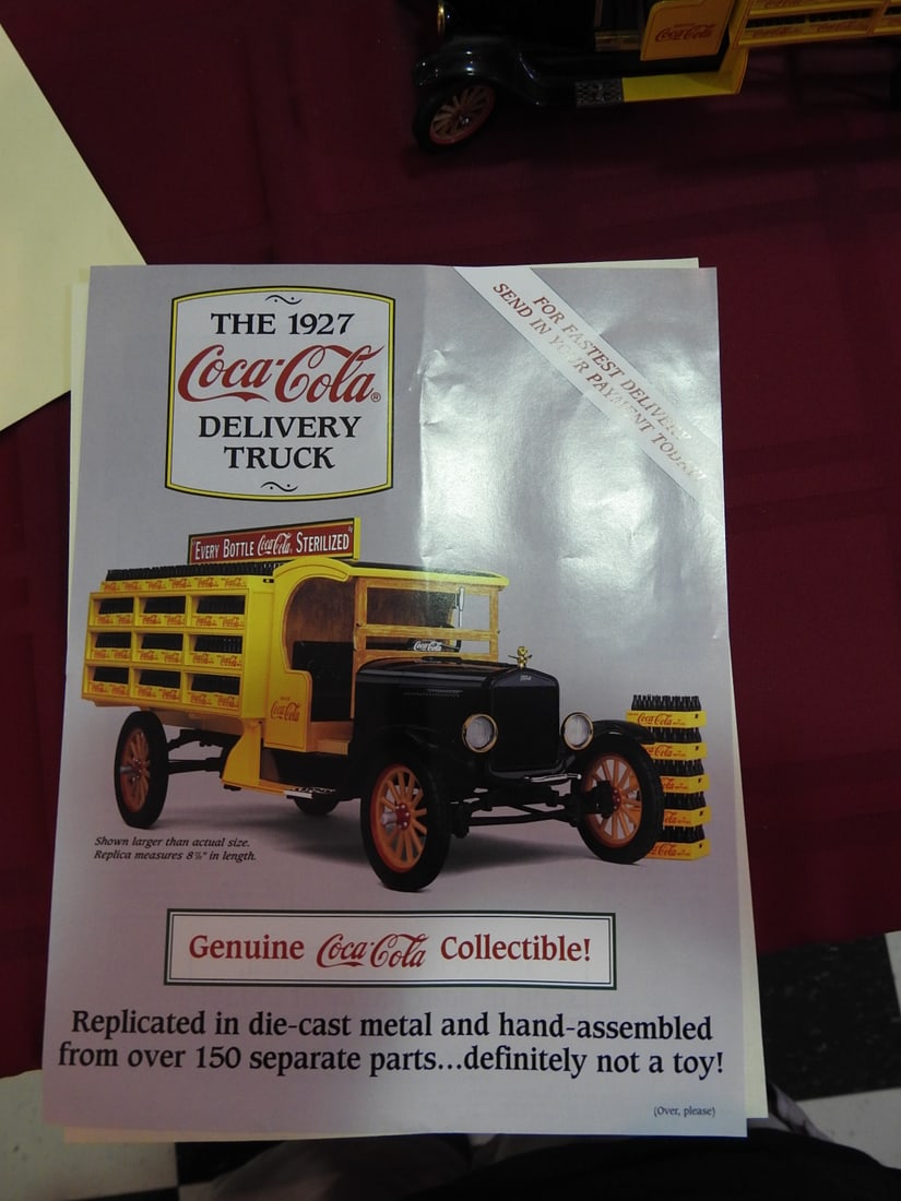 Danbury Mint 1927 Coca-Cola Delivery Truck Replica - 9