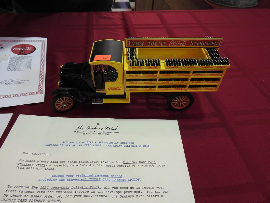 Danbury Mint 1927 Coca-Cola Delivery Truck Replica - 5