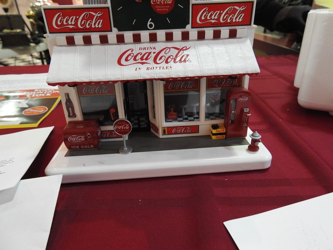 Coca-Cola Soda Fountain Clock Collectible - 2