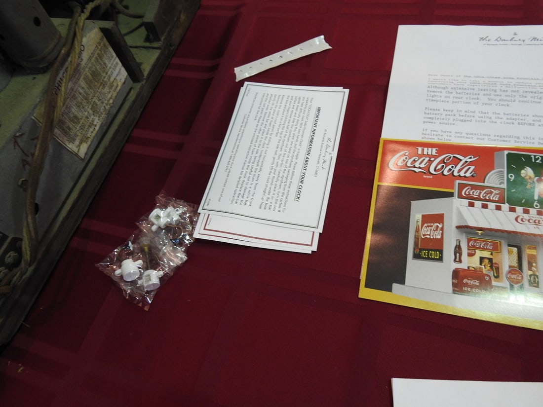 Coca-Cola Soda Fountain Clock Collectible - 6