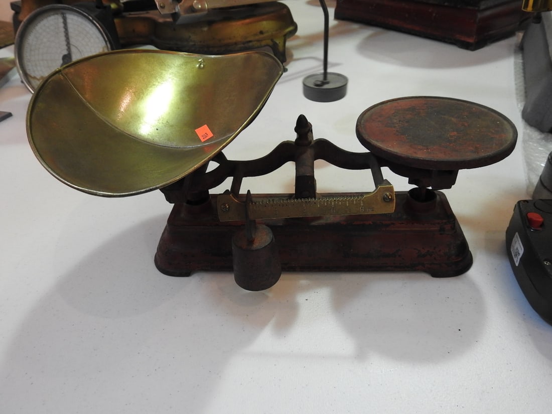 Fairbanks Standard Counter Scale with Pan - 5