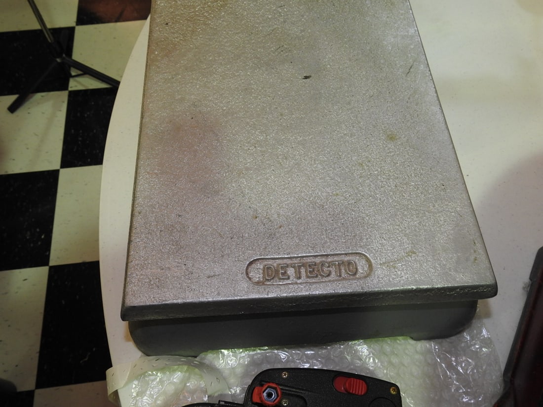 Detecto Counter Scale with Brass Bowl - 2