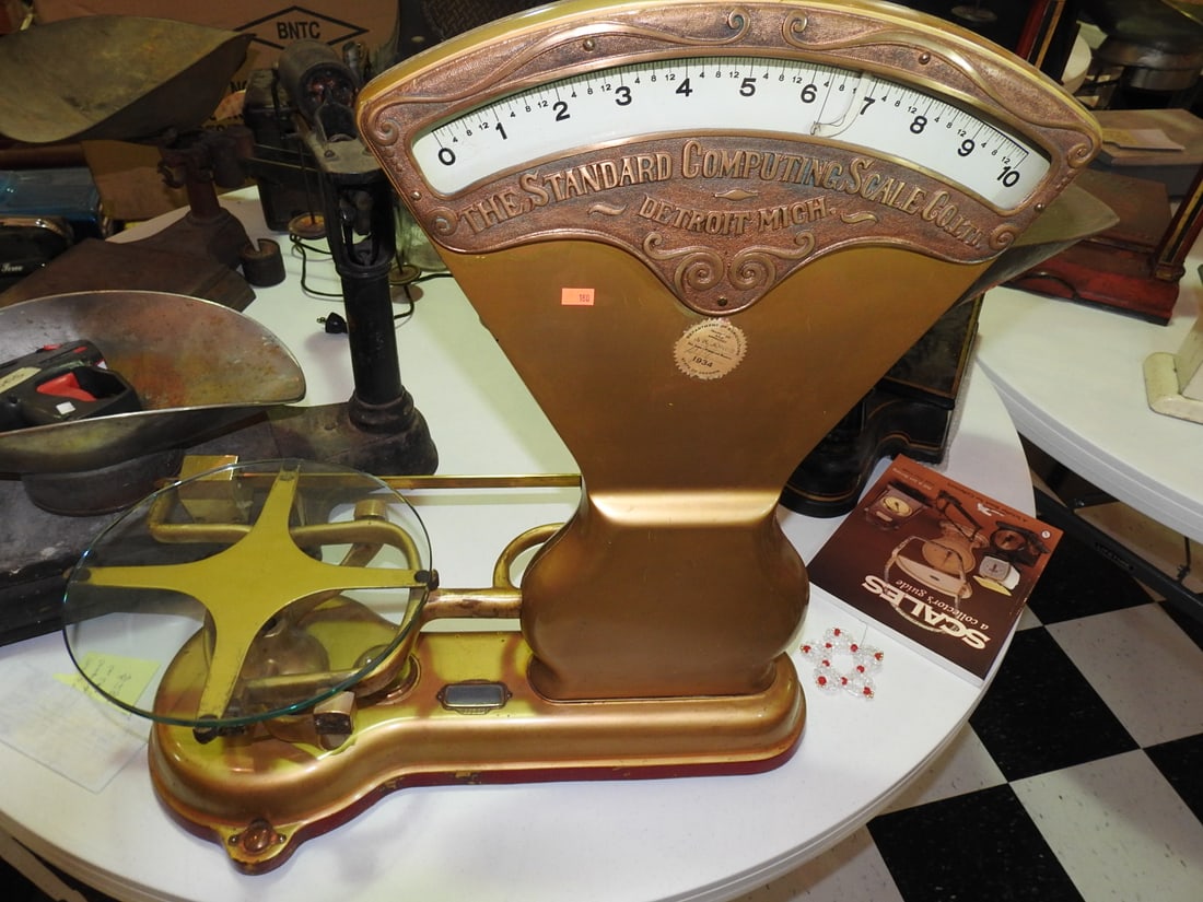 Standard Computing Scale Co. Store Scale (1 of 9)