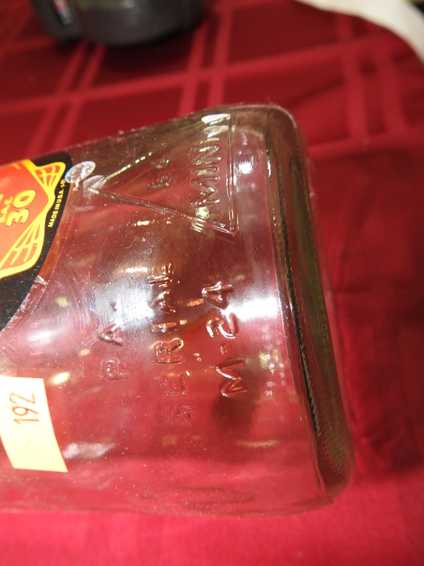 Shell Penn Motor Oil Glass Bottle with Spout - 2