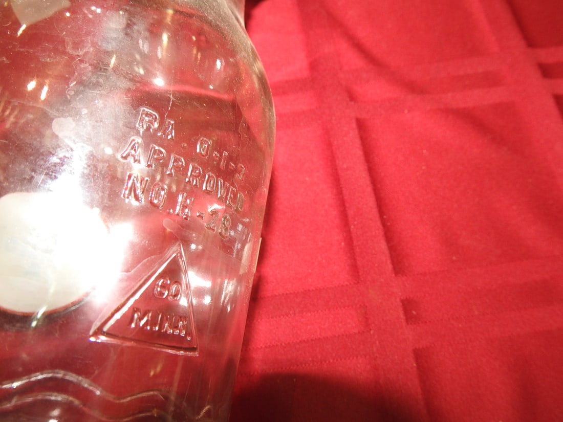Mobiloil Glass Oil Bottle with Spout - 4