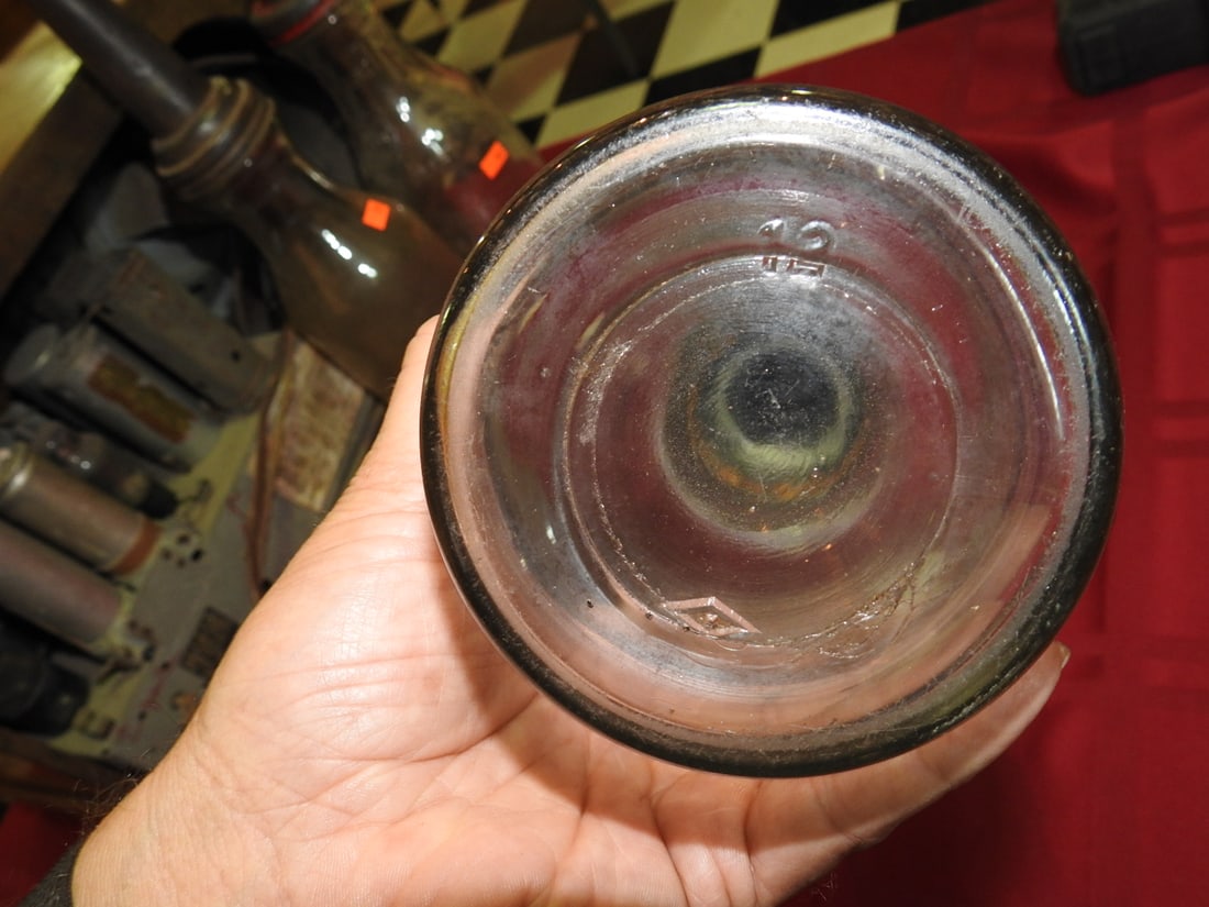 The Kalamazoo Quart Glass Oil Bottle Jay B. Rhodes - 4