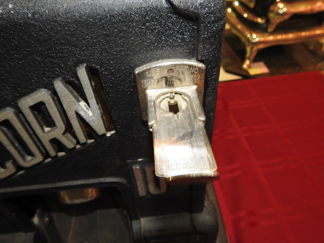 Late 1940s Electro Serve Hot Popcorn Machine - 11