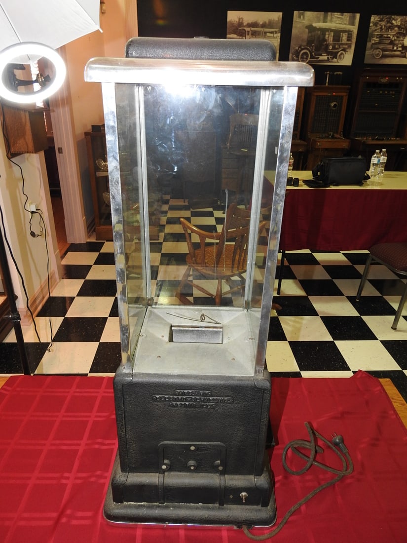 Late 1940s Electro Serve Hot Popcorn Machine - 4