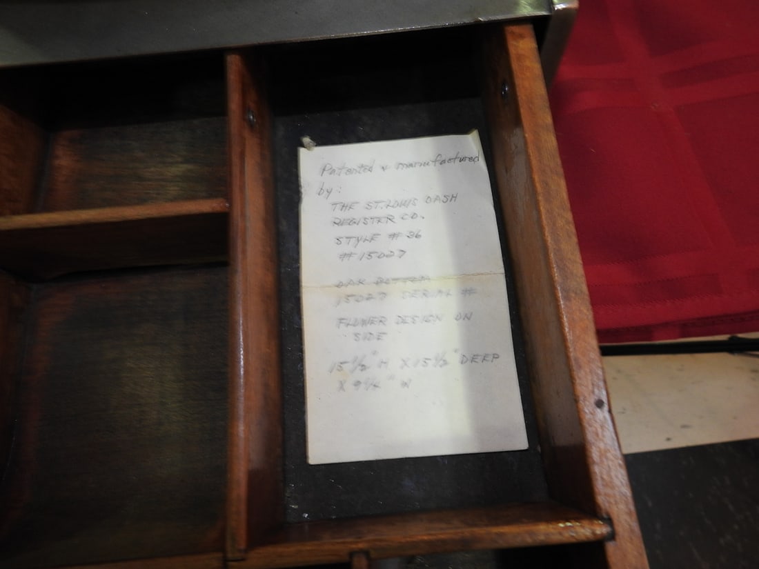 St. Louis Cash Register Co. Antique Register - 4