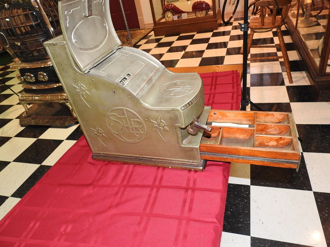 St. Louis Cash Register Co. Antique Register - 6