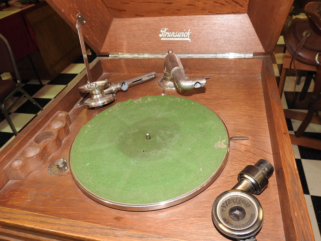 Antique Brunswick Cabinet Phonograph - 5