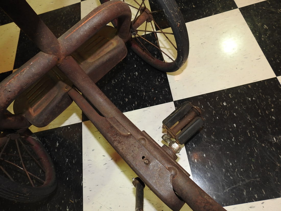 Powell PAL Original Tricycle - 9