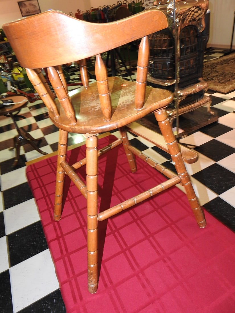 1920s Wooden Child High Chair - 4
