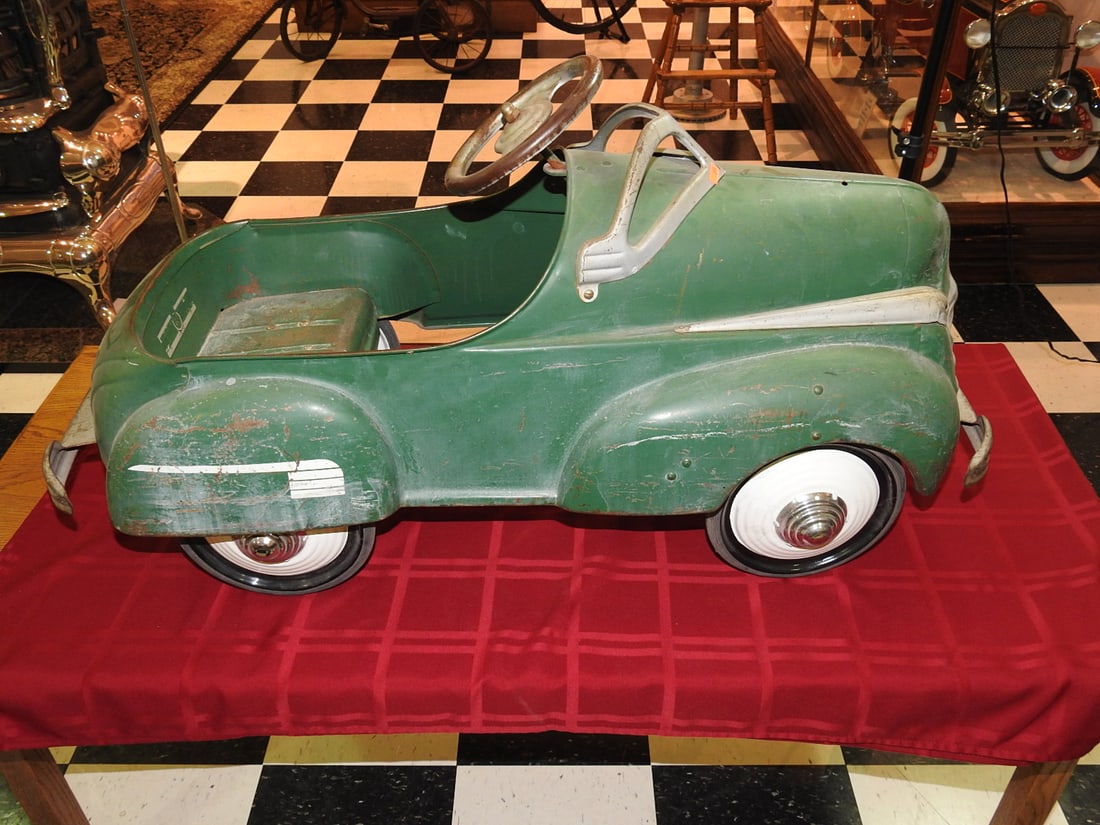 1941 Murray Chrysler Pedal Car, Original Green - 4