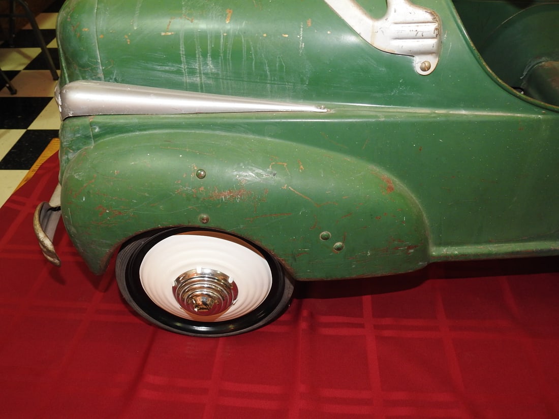 1941 Murray Chrysler Pedal Car, Original Green - 8