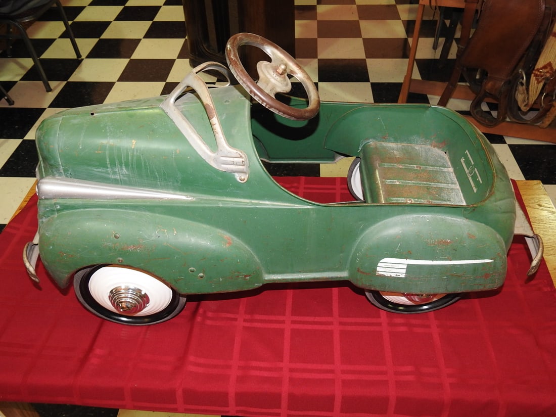 1941 Murray Chrysler Pedal Car, Original Green - 9