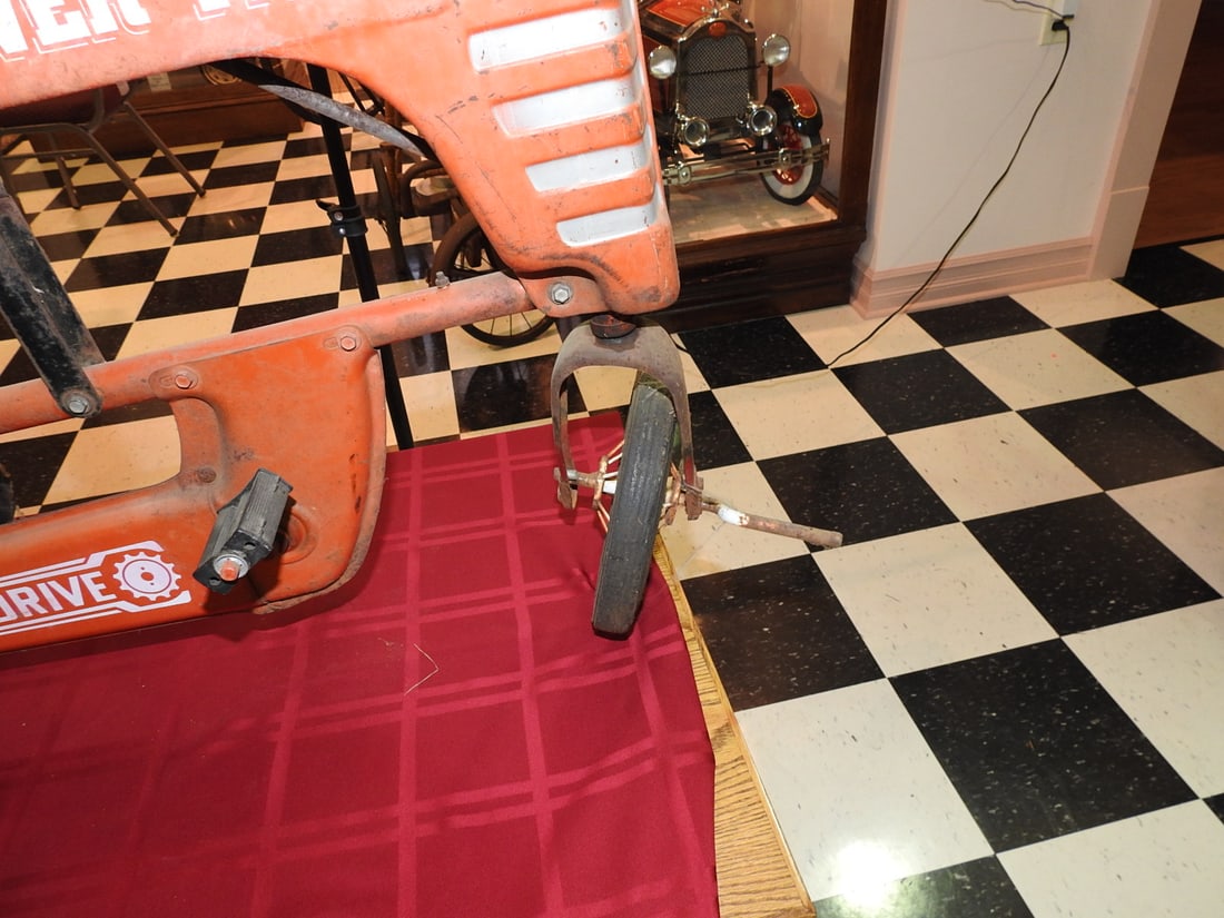 AMF 502 Power Trac Pedal Tractor with Wagon - 2