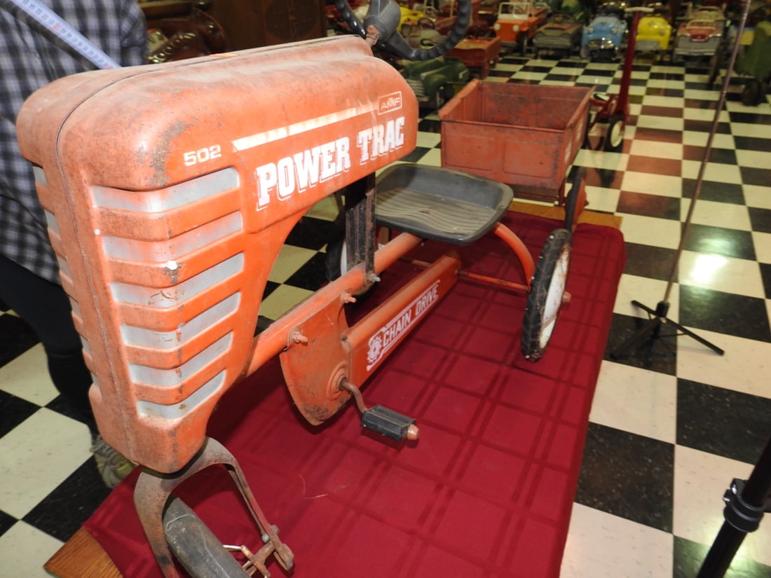 AMF 502 Power Trac Pedal Tractor with Wagon - 4
