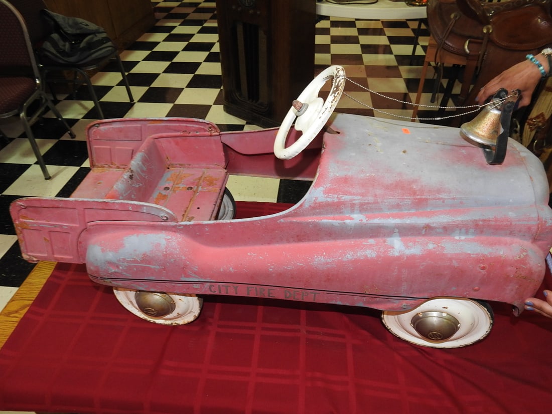 1950s Murray City Fire Dept Pedal Car - 6