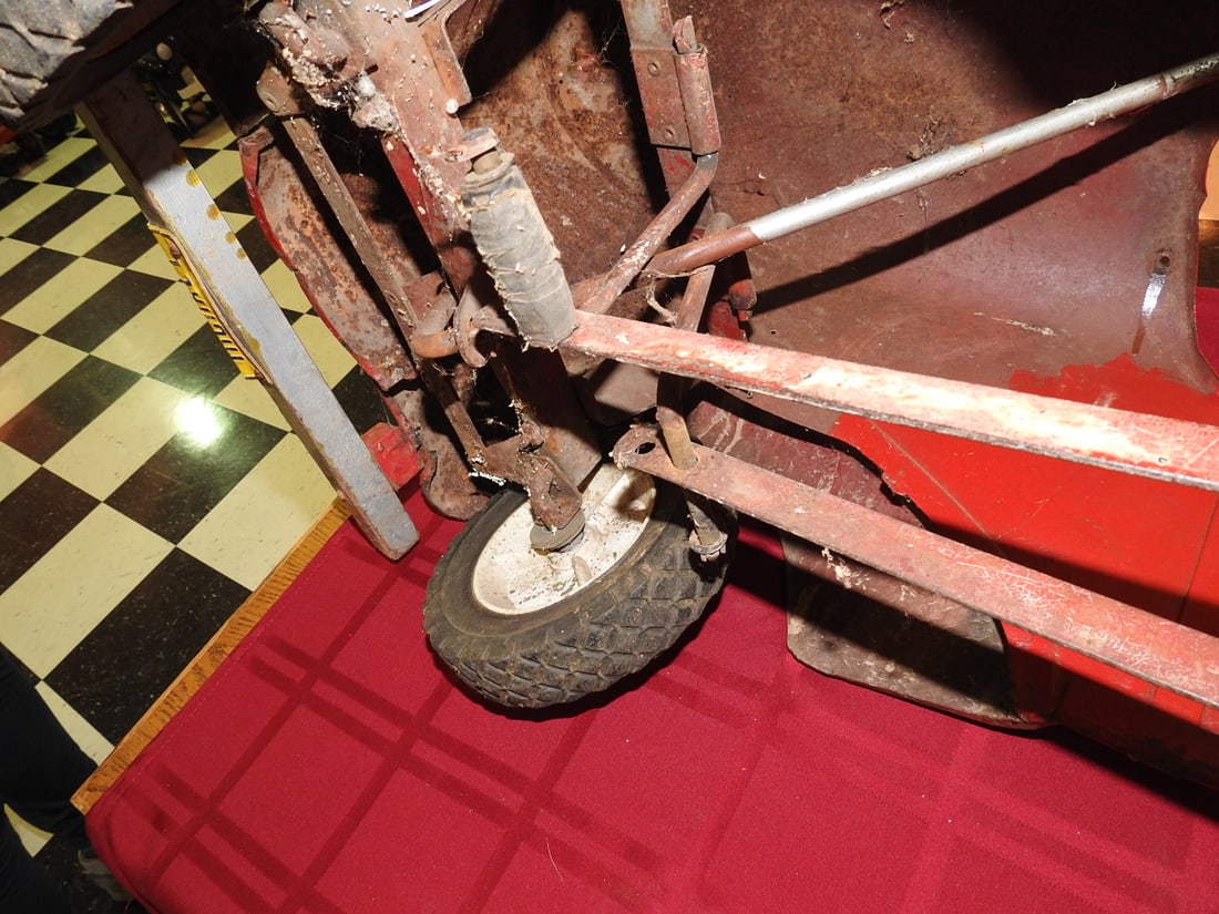 Gendron Skippy Fire Engine No. 1 Pedal Car - 13