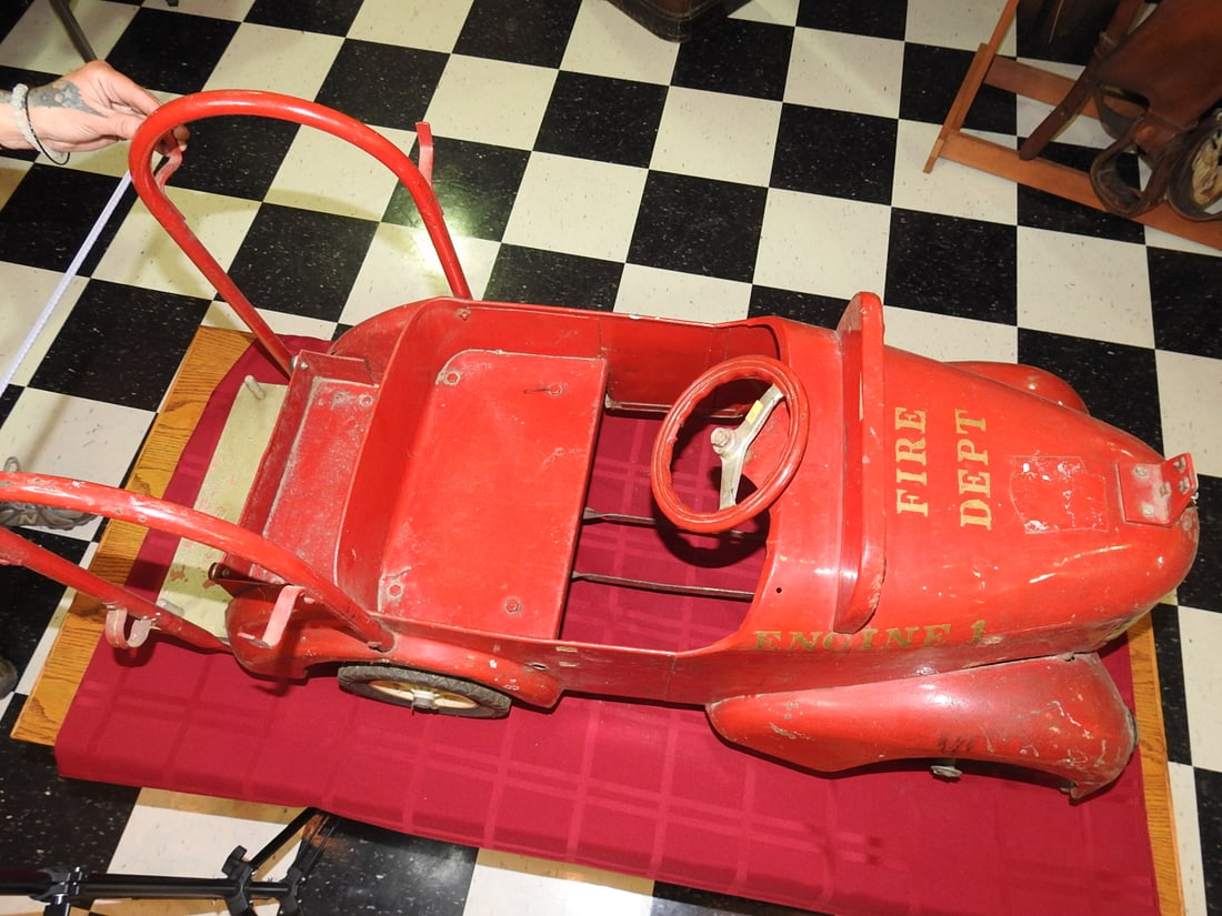 Gendron Skippy Fire Engine No. 1 Pedal Car - 6