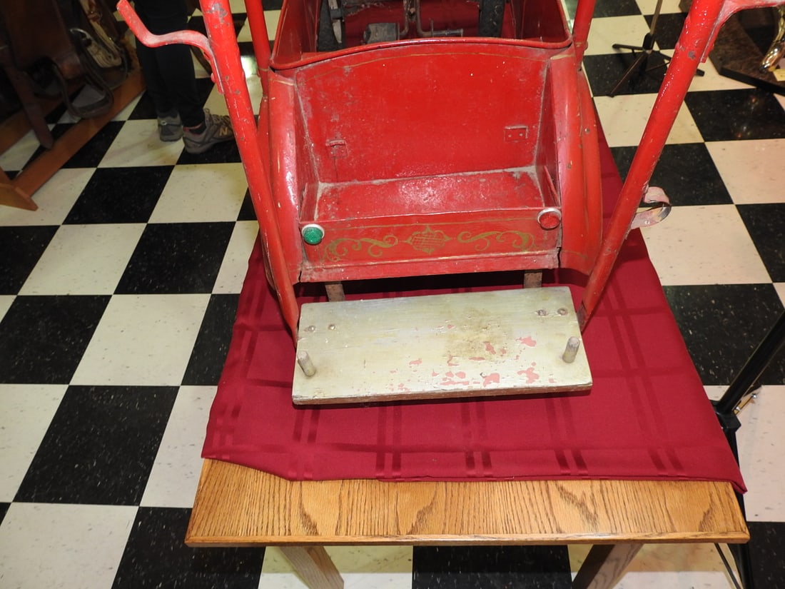 Gendron Skippy Fire Engine No. 1 Pedal Car - 8