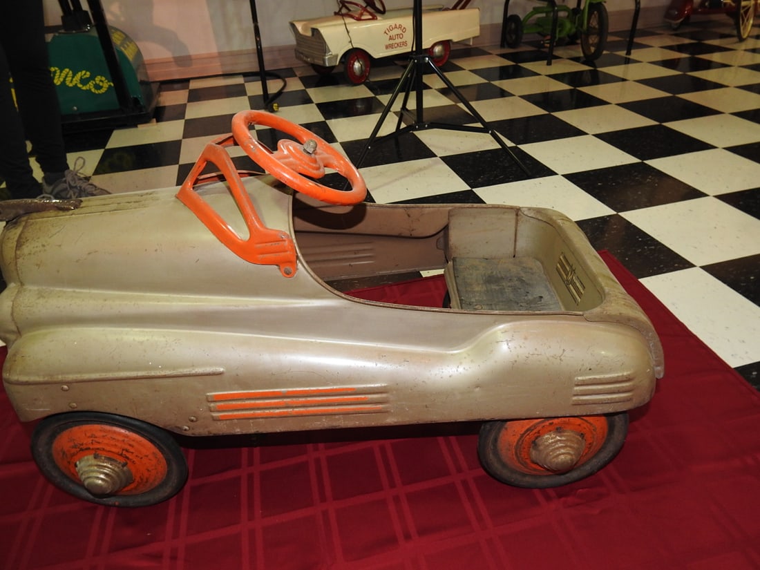 Murray Vintage Pedal Car - 5