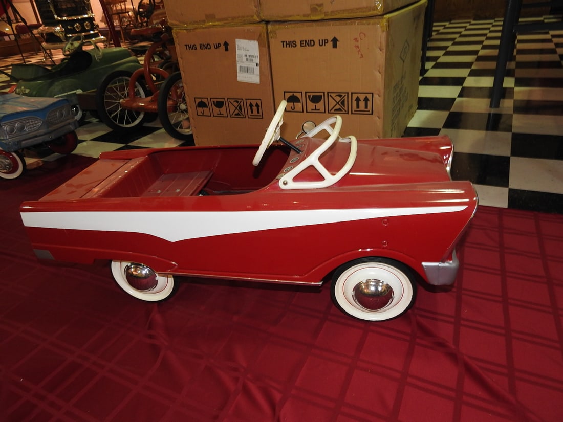 Murray Chevrolet Plate No. GRE-958 Pedal Car: Vintage Murray Chevrolet Plate No. GRE-958 pedal car in red with Chevrolet-style trim. Approx. 19 x 16 x 39 in. Hood ornament is broken per notes. Shows paint wear, scratches, scuffs, oxidation, tire 