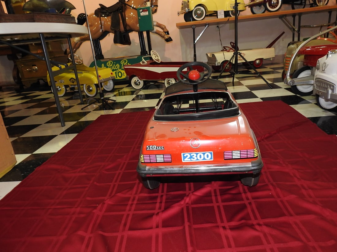 Young Master Mercedes Convertible Pedal Car - 3